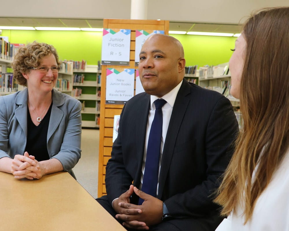 Dr. Joanna Henderson, Michael Coteau, Minister of Children and Youth Services, and Emma McCann chat about youth mental health