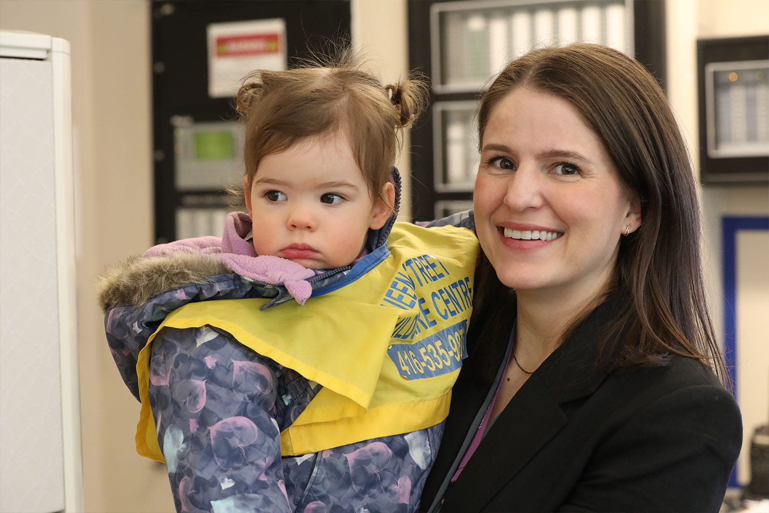 Sara Ling and her daughter