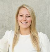 Lindsay Healey headshot